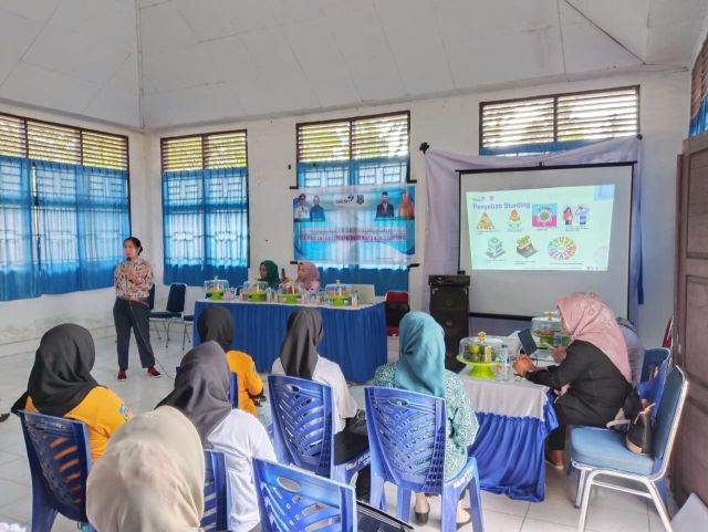 Komitmen Turunkan Stunting, Dinas KB Koltim Sambangi Kecamatan Dangia dan Poli-Polia