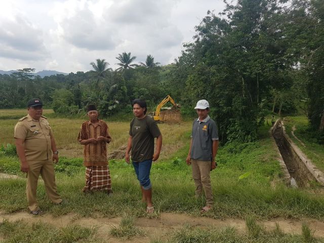 Bantu Perbaikan Bendung Jebol, Warga Tumbudadio Ucapkan Terimakasih ke Bupati