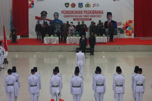 Paskibraka Koltim Dikukuhkan Bupati