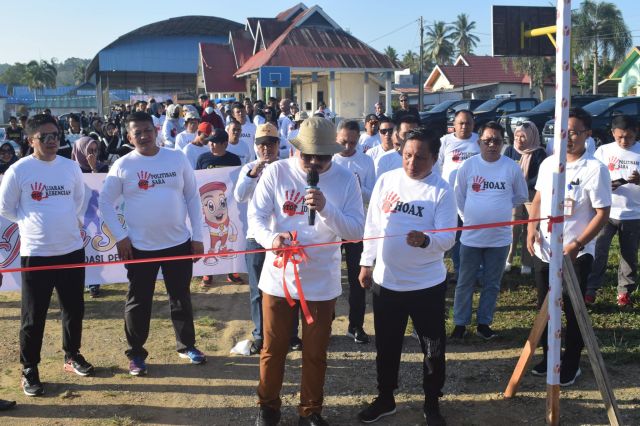 Bupati Koltim Meriahkan Jalan Sehat Bawaslu