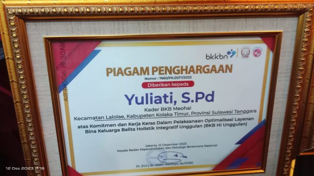 Keisio Wakili Sultra Terima Apresiasi BKB Nasional