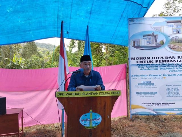 Letakkan Batu Pertama, Bupati Harap Para Santri Lebih Semangat Belajar