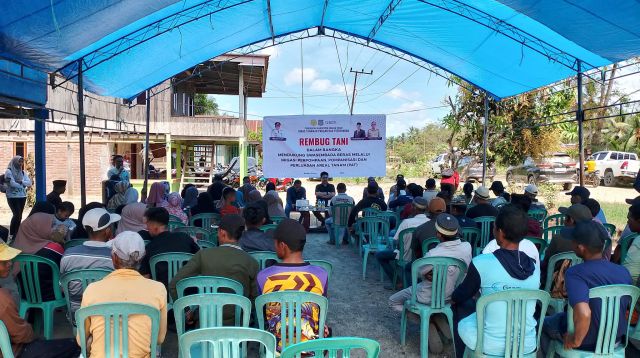 Rembug Tani Warga Andowengga Bersama Bupati Koltim