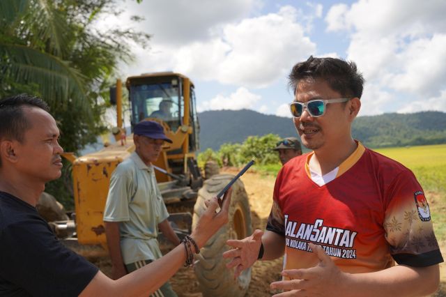 Bupati Koltim Tinjau Pengerjaan JUT dan Pengaspalan Lorong Makassar