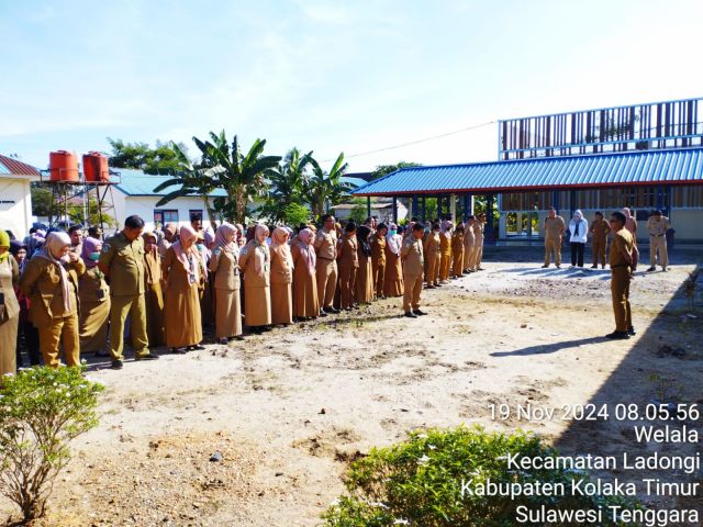  Pastikan Kehadiran Seluruh Jajaran, Kadinkes Koltim Pimpin Apel di RSUD