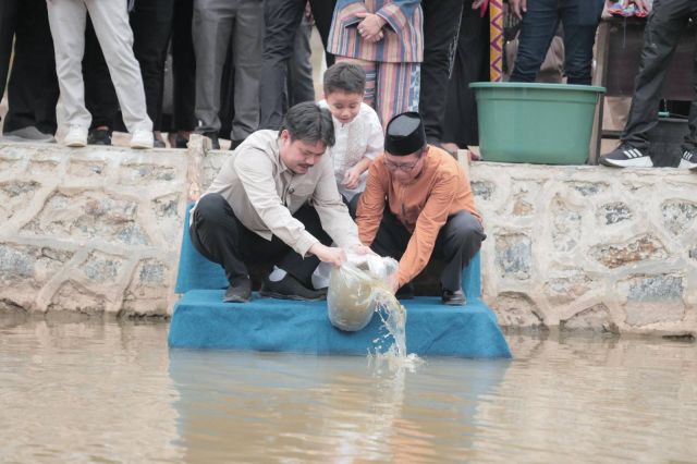 Bupati: Mari Kembangkan Semua Potensi Untuk Dukung MBG Seperti Budidaya Ikan