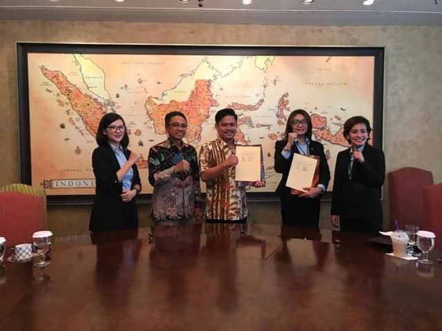 Komitmen Abd Azis Untuk Dunia Pendidikan, Pemkab Koltim Teken MoU Dengan Sampoerna 